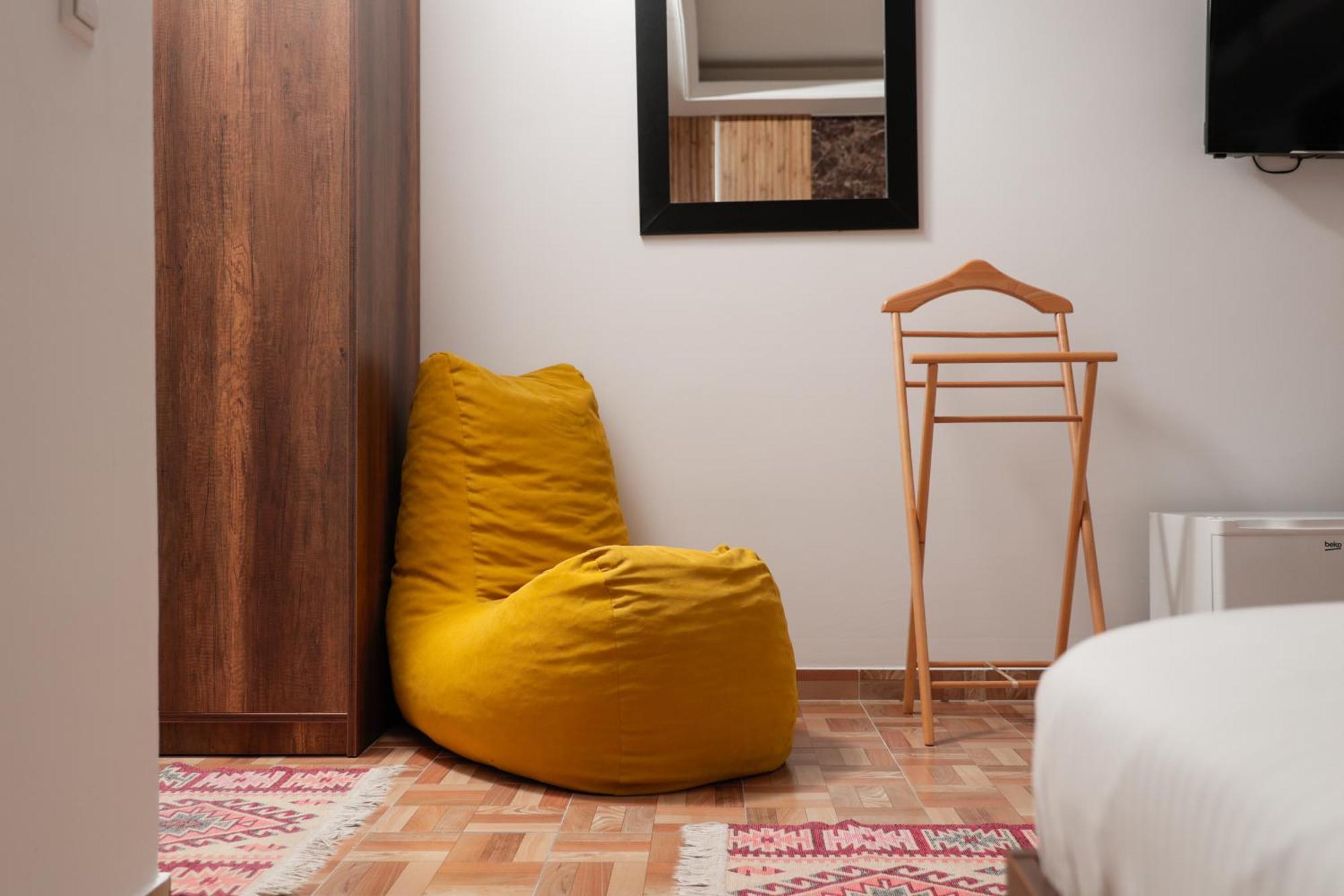 Hotel Denis Prizren Esterno foto