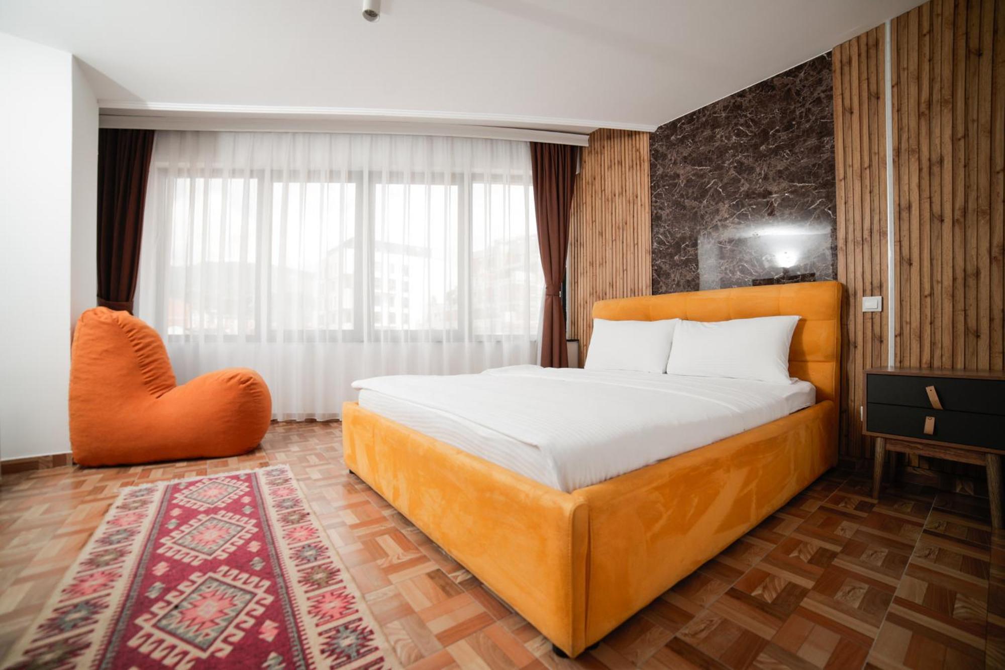 Hotel Denis Prizren Esterno foto
