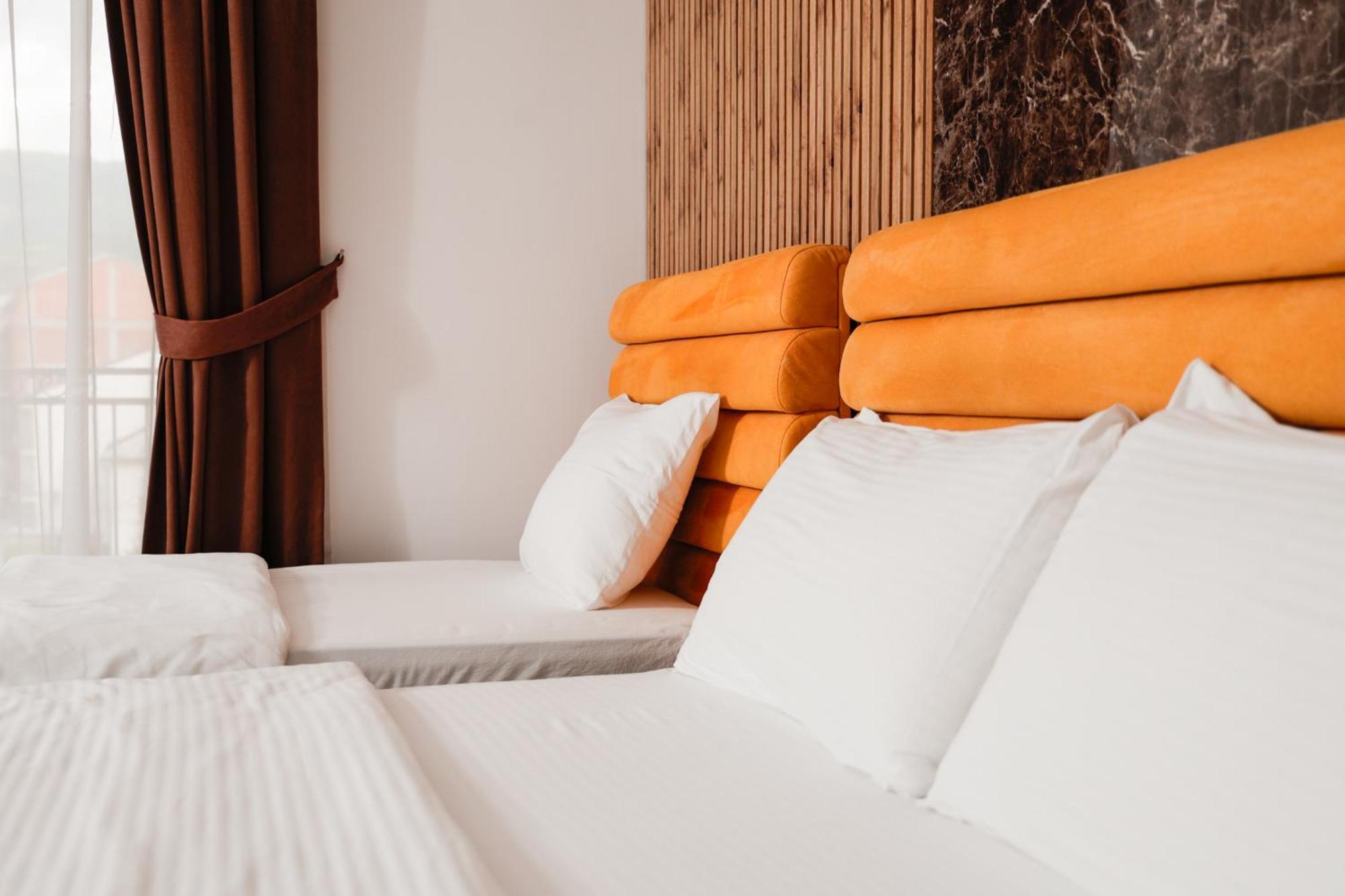 Hotel Denis Prizren Esterno foto