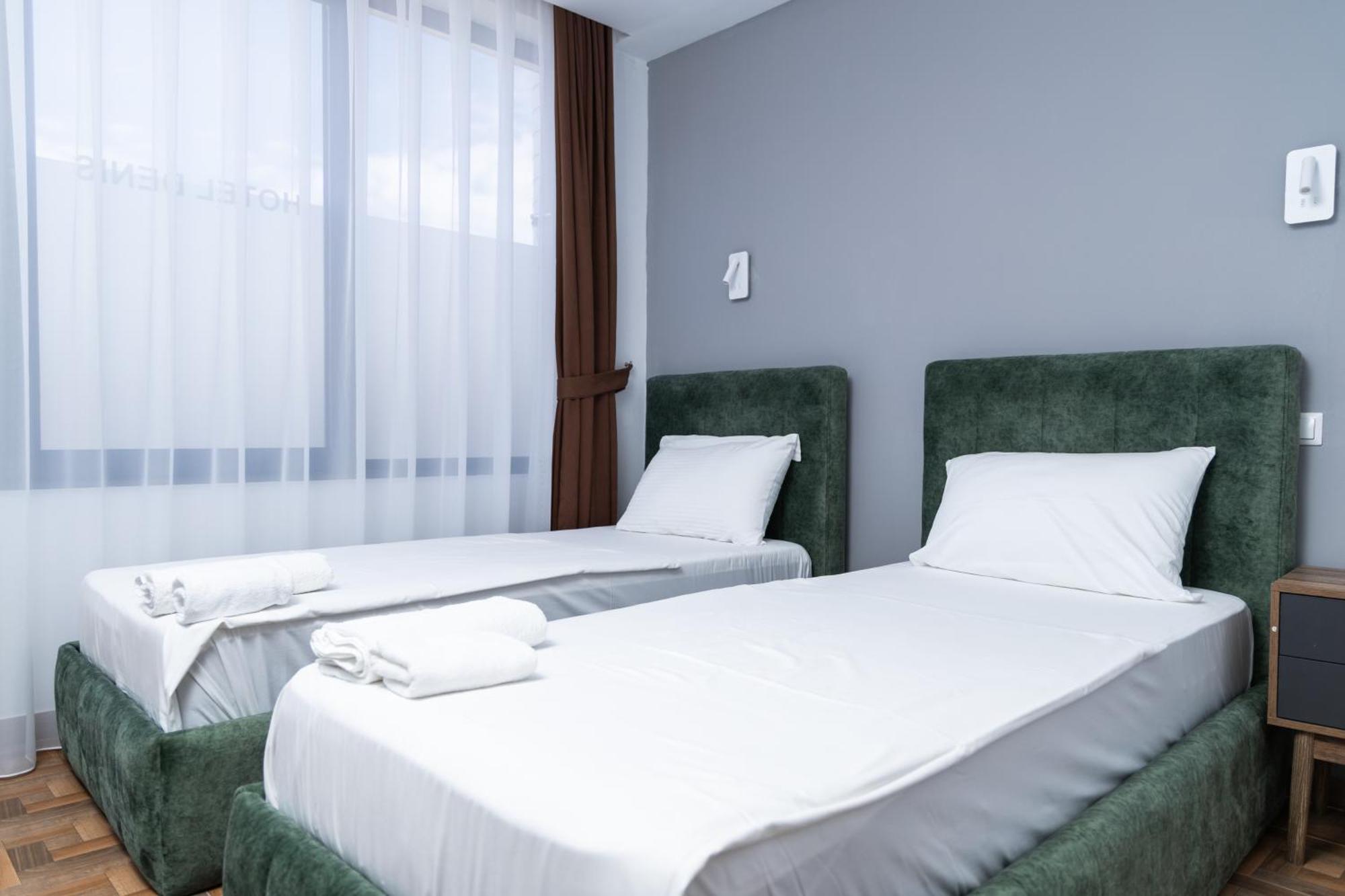 Hotel Denis Prizren Esterno foto