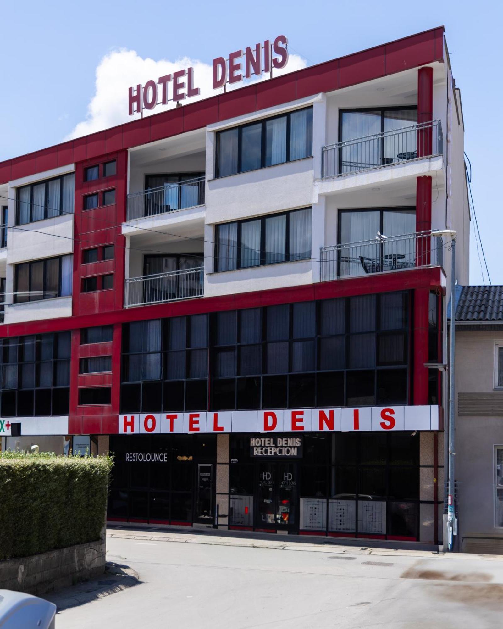 Hotel Denis Prizren Esterno foto