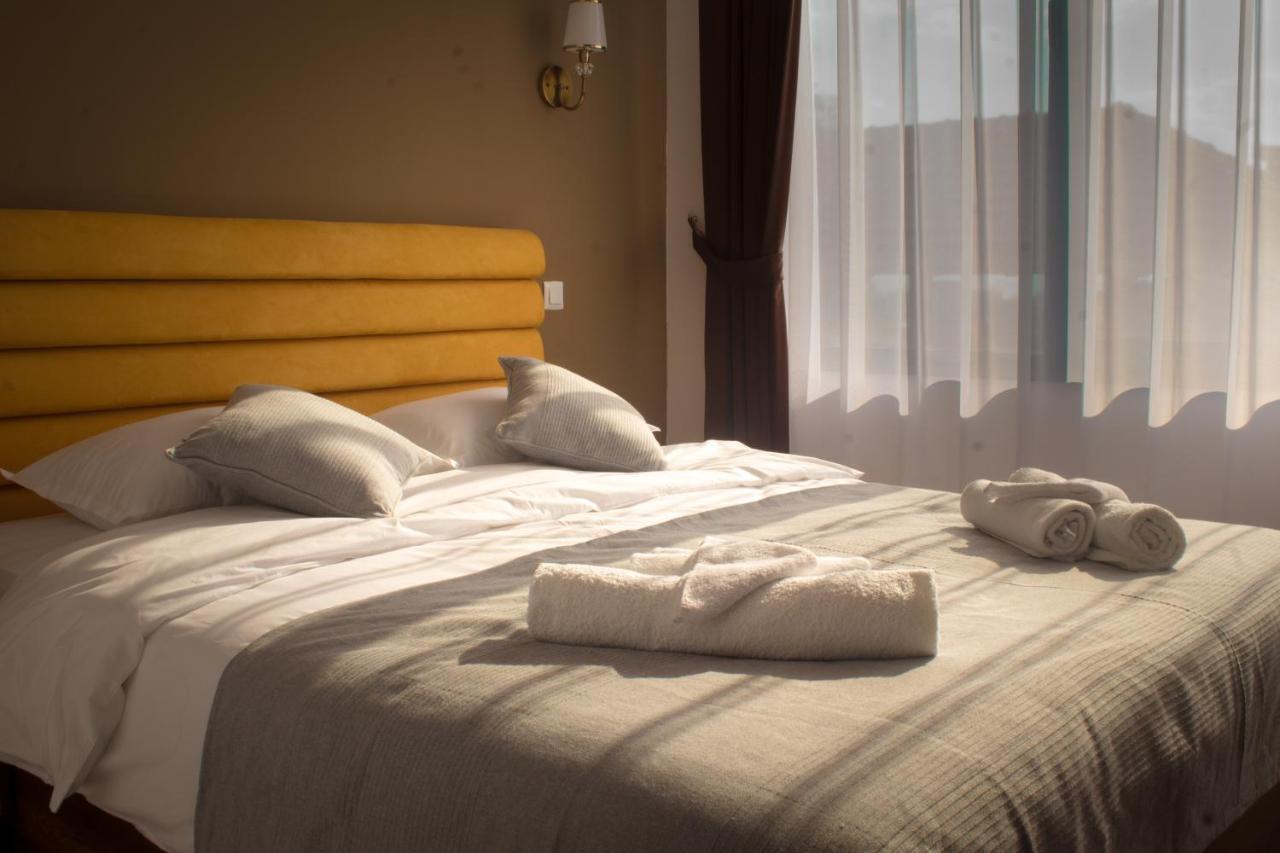 Hotel Denis Prizren Esterno foto